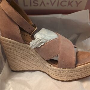 Women's Tan Wedge Sandals
